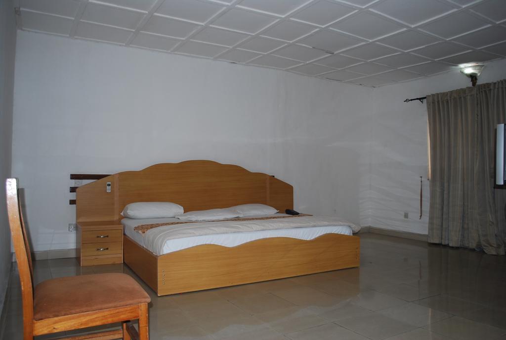 The Manor Hotel Port Harcourt Room photo