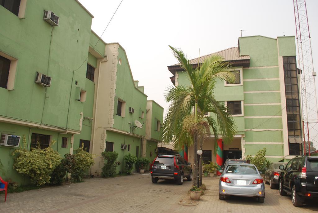 The Manor Hotel Port Harcourt Exterior photo